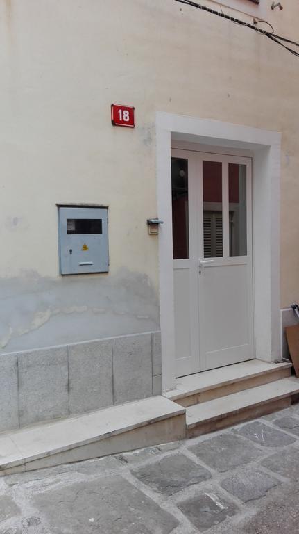 Apartments Dana Izola Luaran gambar